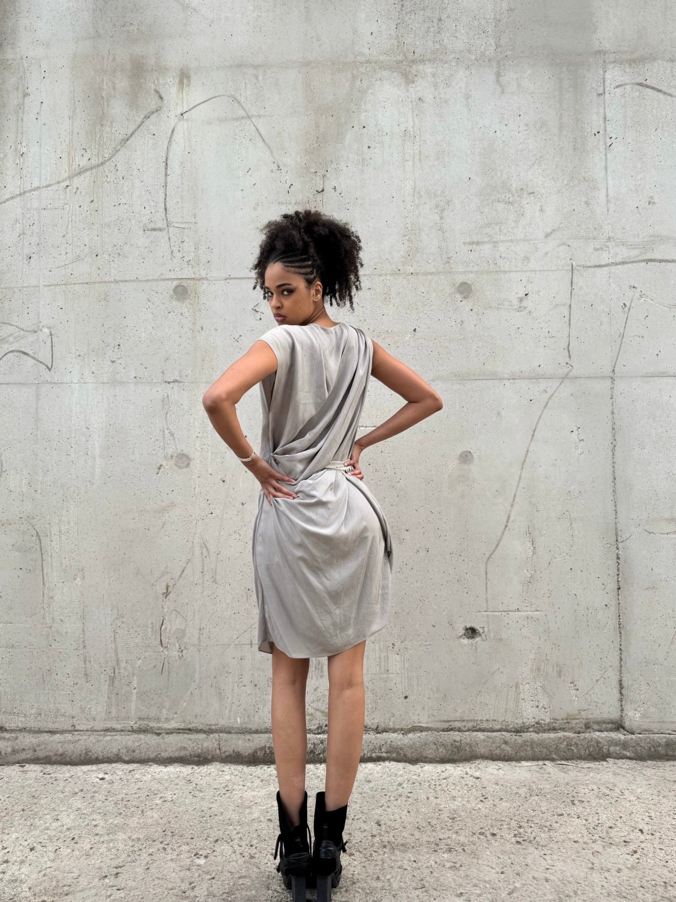 Robe drapée asymétrique — Alexander Wang